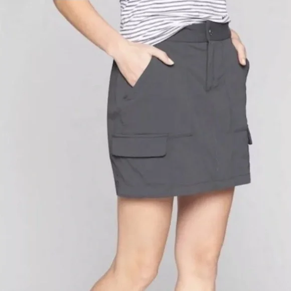 Athleta Charcoal Grey Cargo Trekkie Skort Shorts Skirt Sz 12 - Picture 2 of 11